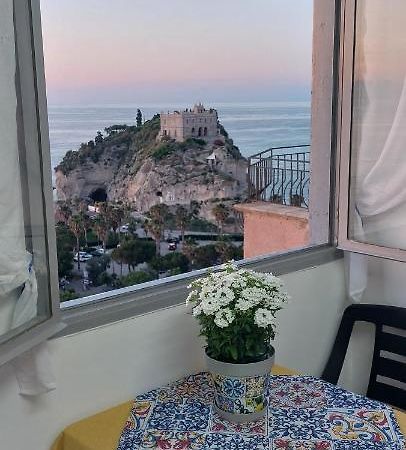 Apartamento La Finestra Sul Mare Tropea Exterior foto